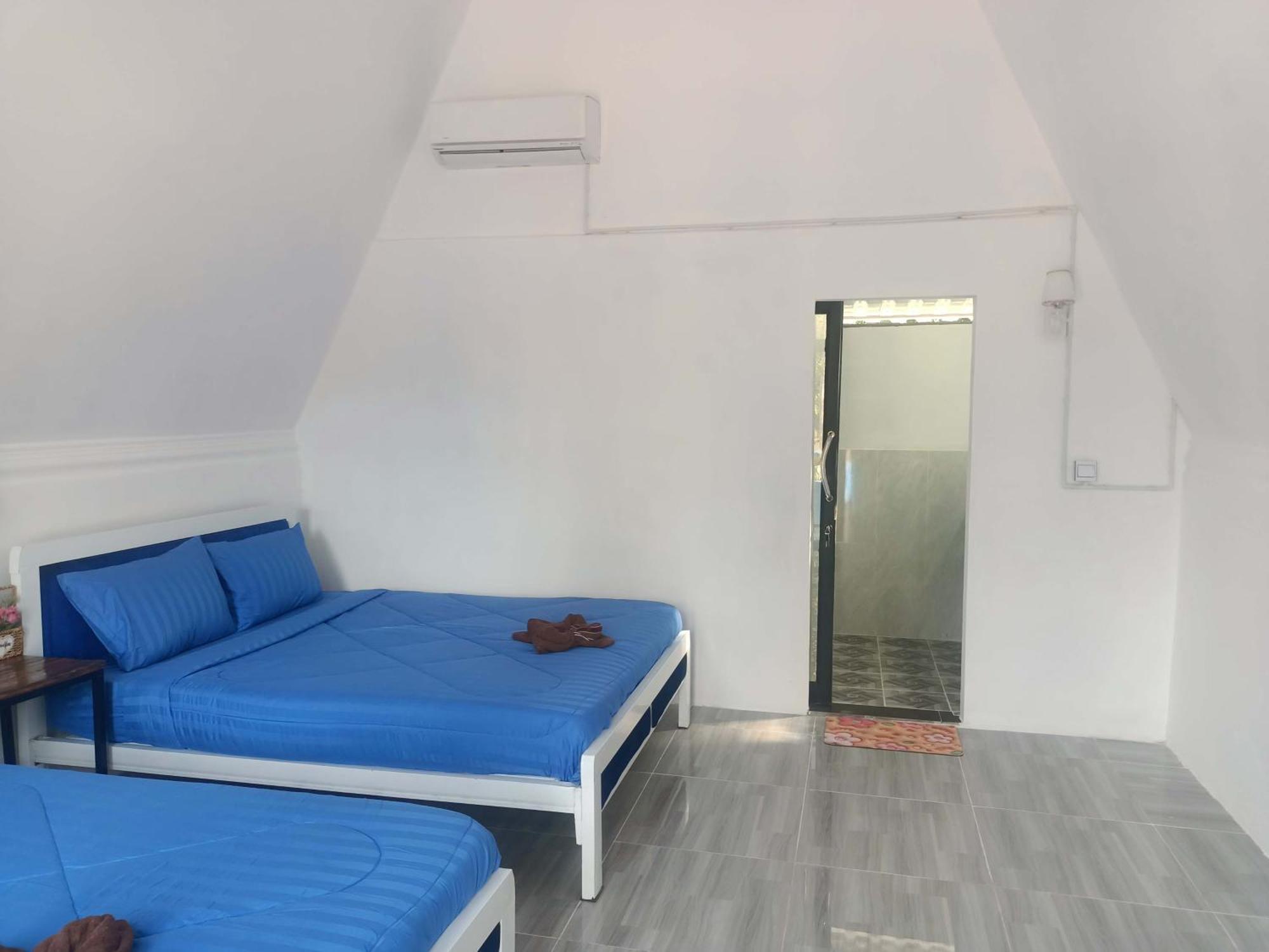 Blue Zone Hostel Kaoh Touch Exterior photo