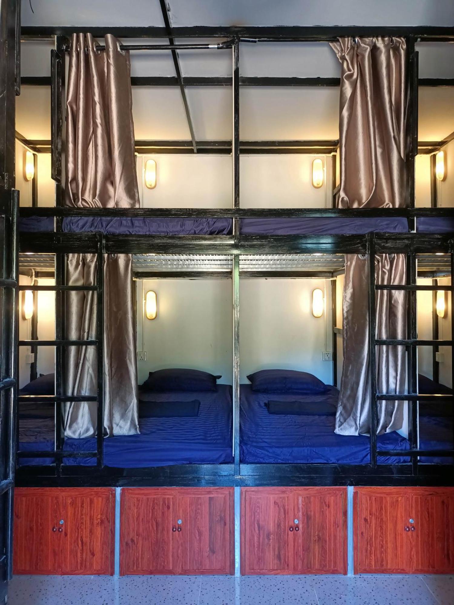 Blue Zone Hostel Kaoh Touch Exterior photo